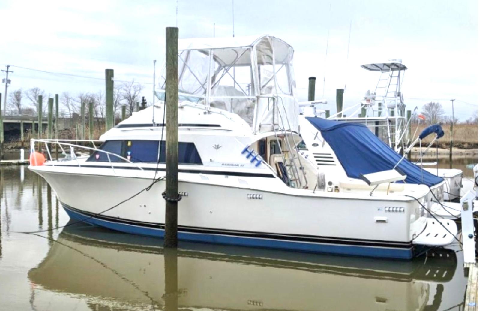 BERTRAM 33 SPORT FISHERMAN